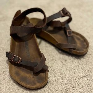 Birkenstock Yara size 39 in habana oiled leather